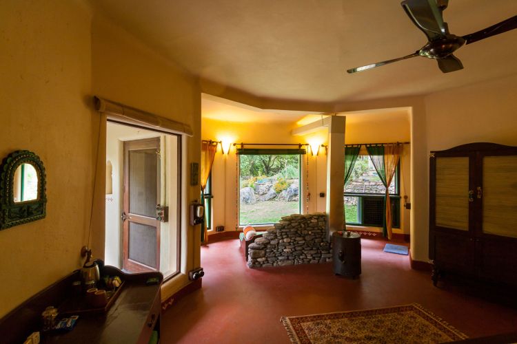 Poorna — view 3